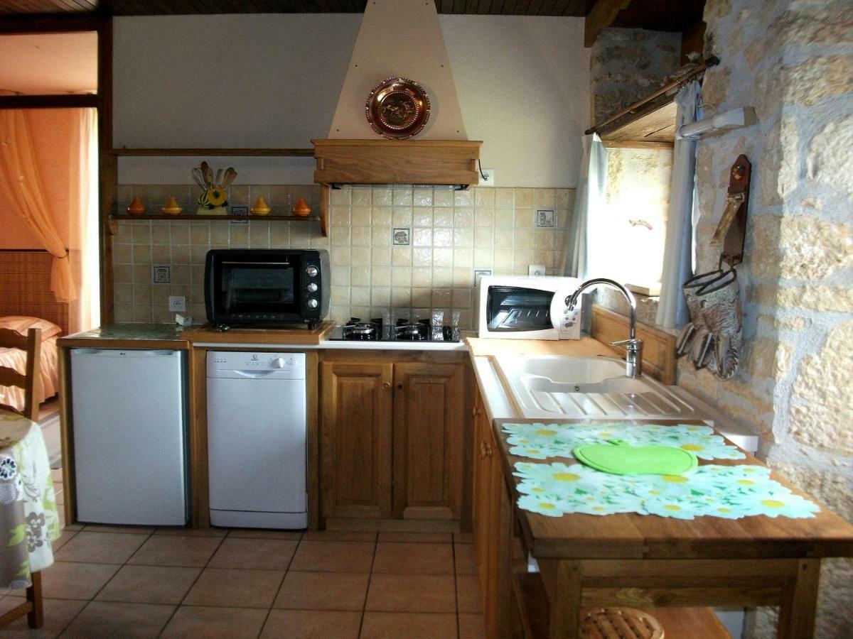 Gite Au Coeur Du Lot, La Maison De Pauline Lentillac du Causse Eksteriør billede